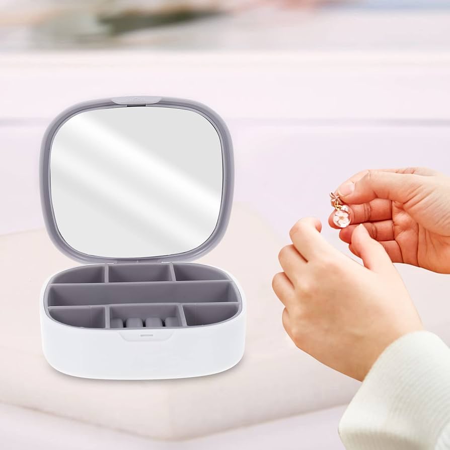 PORTABLE MINI JEWELLERY BOX WITH BUILT-IN MIRROR