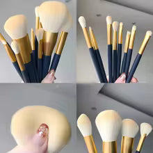 MAKEUP BRUSHES SET