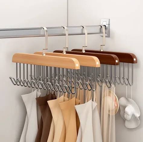 WOODEN HANGER (Multi functional 8 Hook)